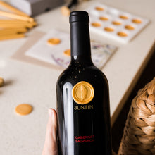 Load image into Gallery viewer, Hoppler Set of Two 1.2in Cavity Silicone Wax Stamp Kit Mats for Wax Seal Stamp - Sealing Wax Seals. Tested Size for Perfect Wax Seals.